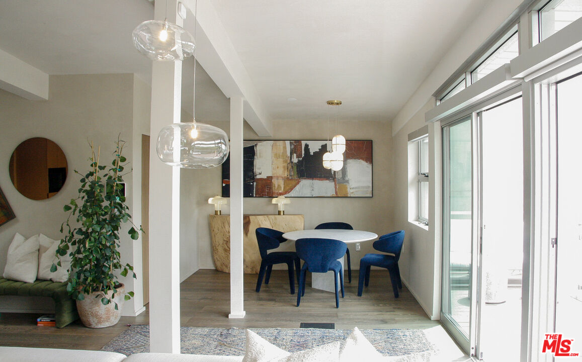 7028 Pacific View Dr