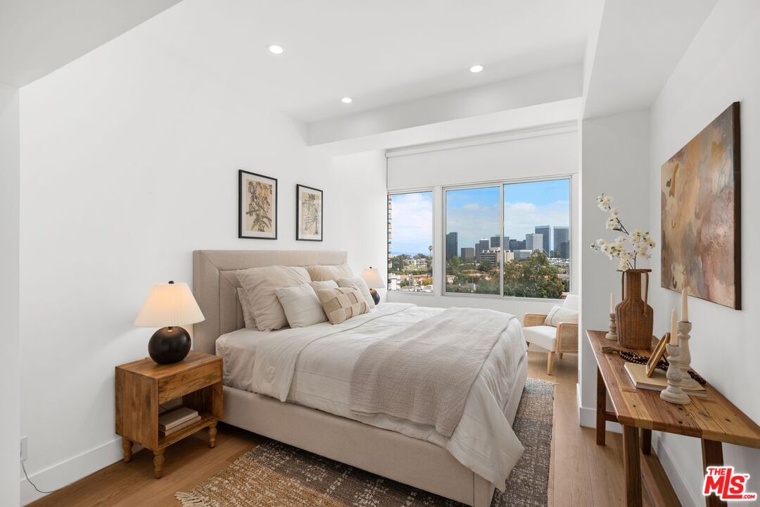 10501 Wilshire Blvd Unit: 1011