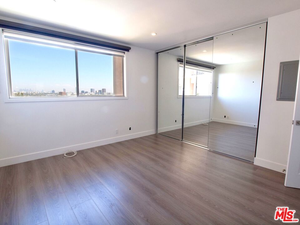 100 S Doheny Dr Unit: 708