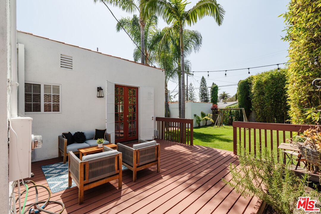 2107 S Mansfield Ave