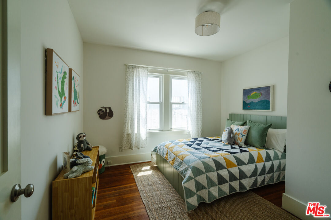 2107 S Mansfield Ave