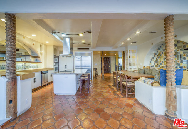 2220 Avenue Of The Stars Unit: 1805