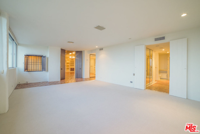 2220 Avenue Of The Stars Unit: 1805