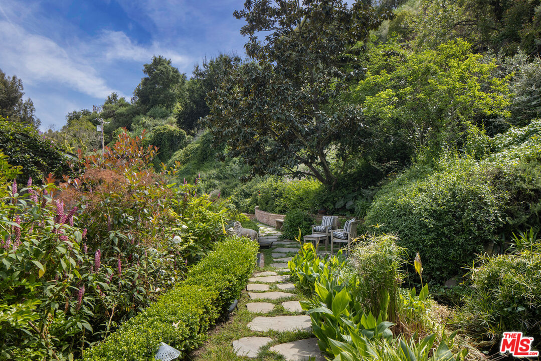 1001 Rivas Canyon Rd