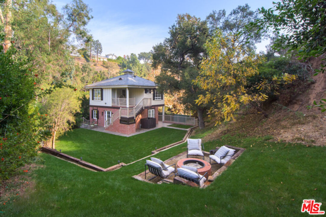 1001 Rivas Canyon Rd