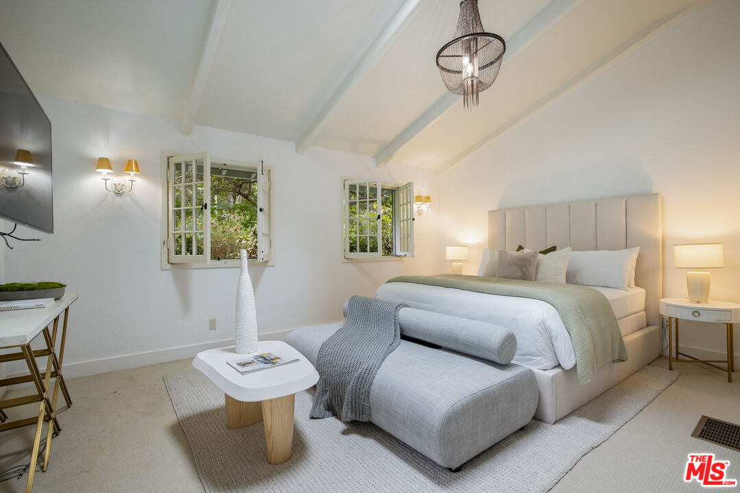 1001 Rivas Canyon Rd