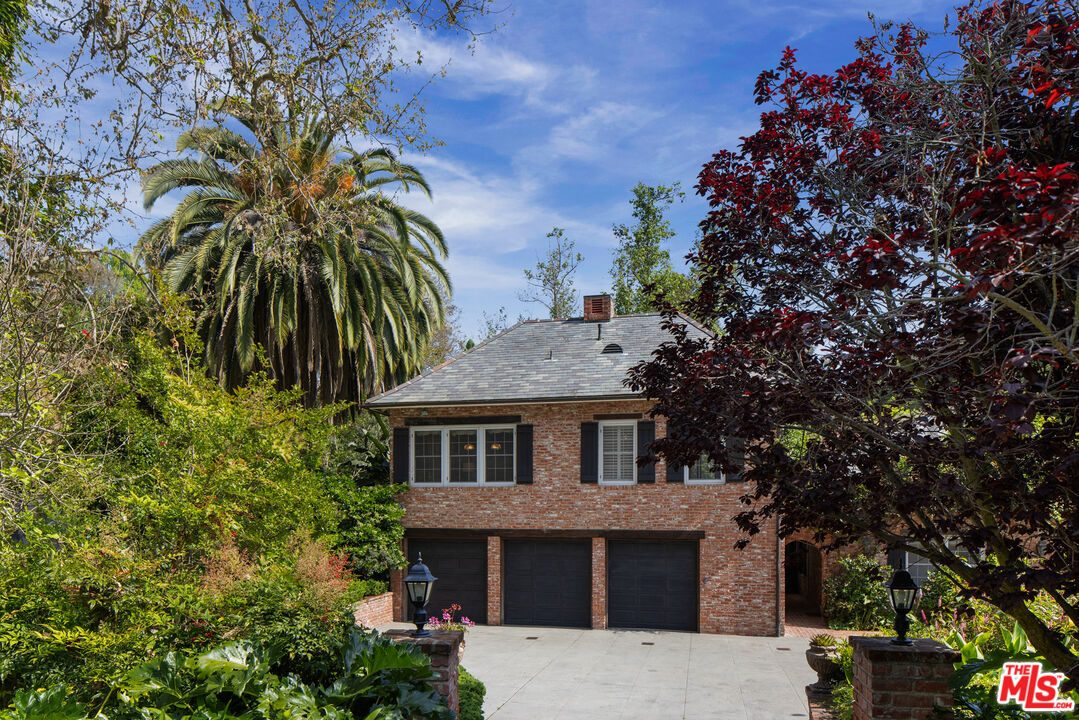 1001 Rivas Canyon Rd