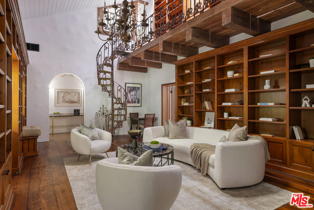 1001 Rivas Canyon Rd