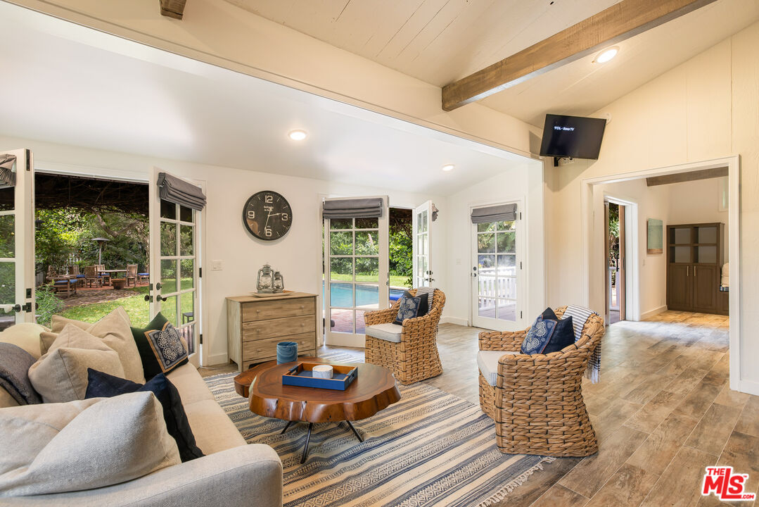 1001 Rivas Canyon Rd