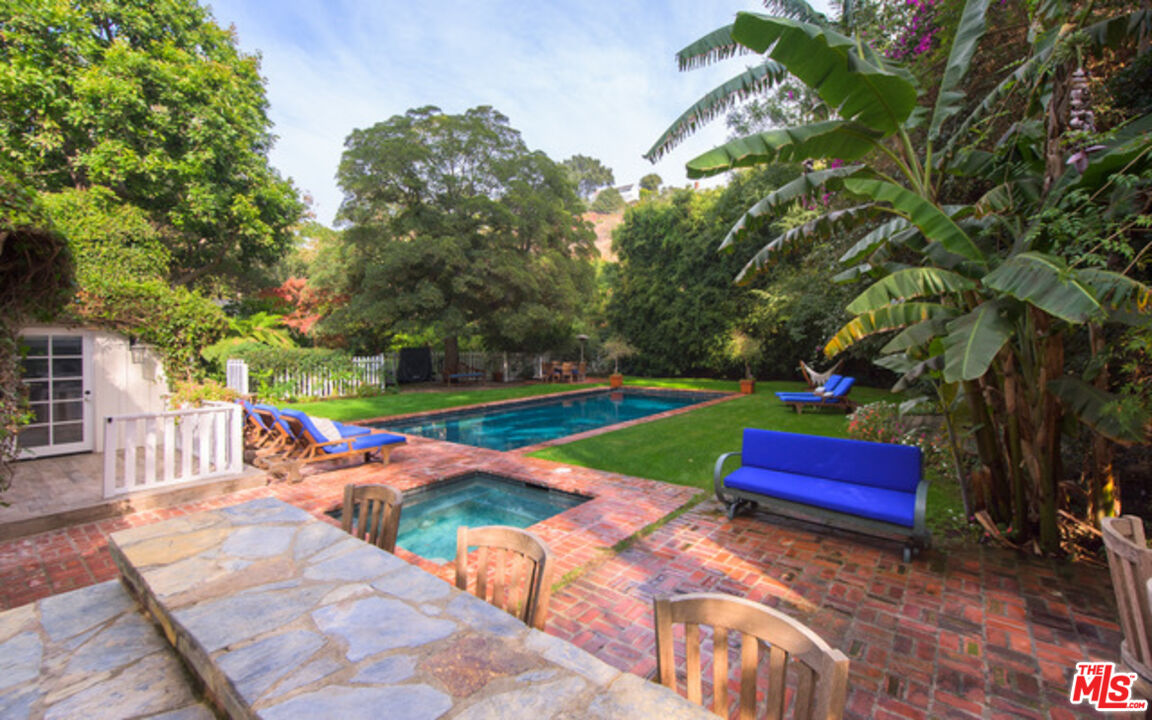 1001 Rivas Canyon Rd