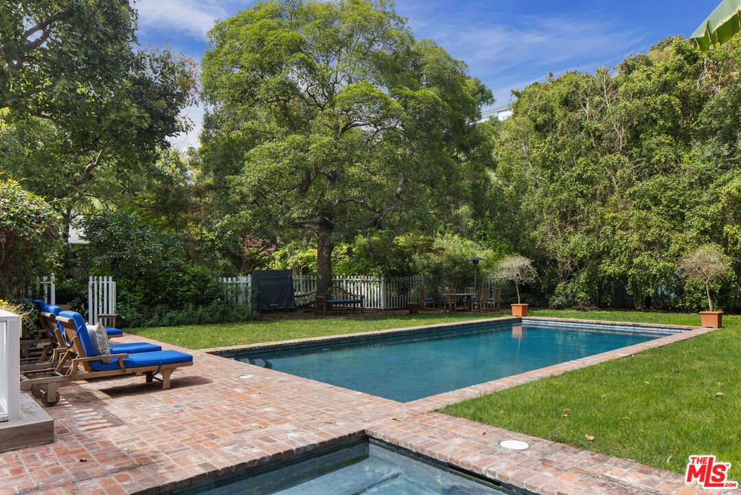 1001 Rivas Canyon Rd