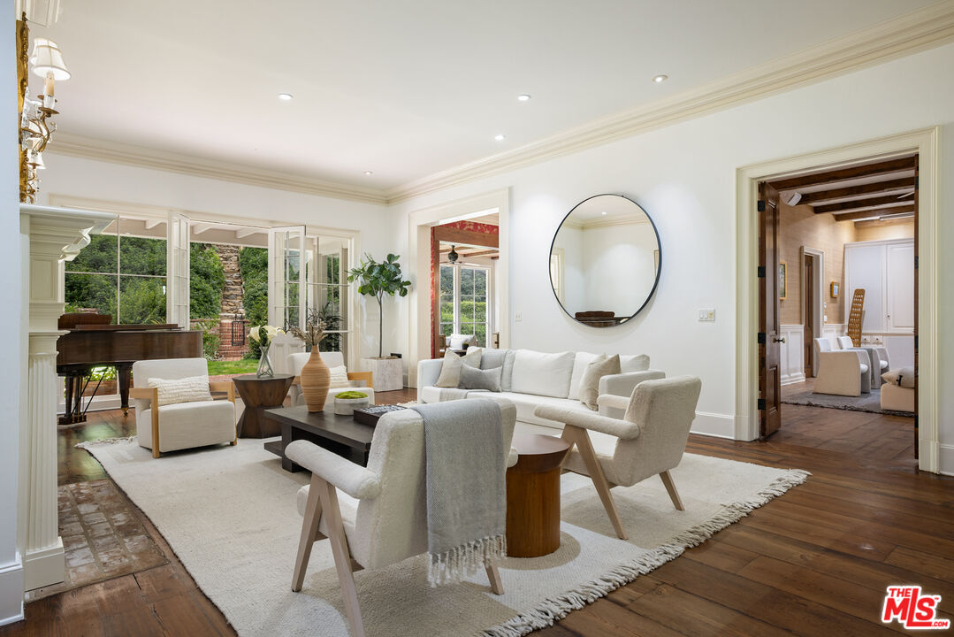 1001 Rivas Canyon Rd