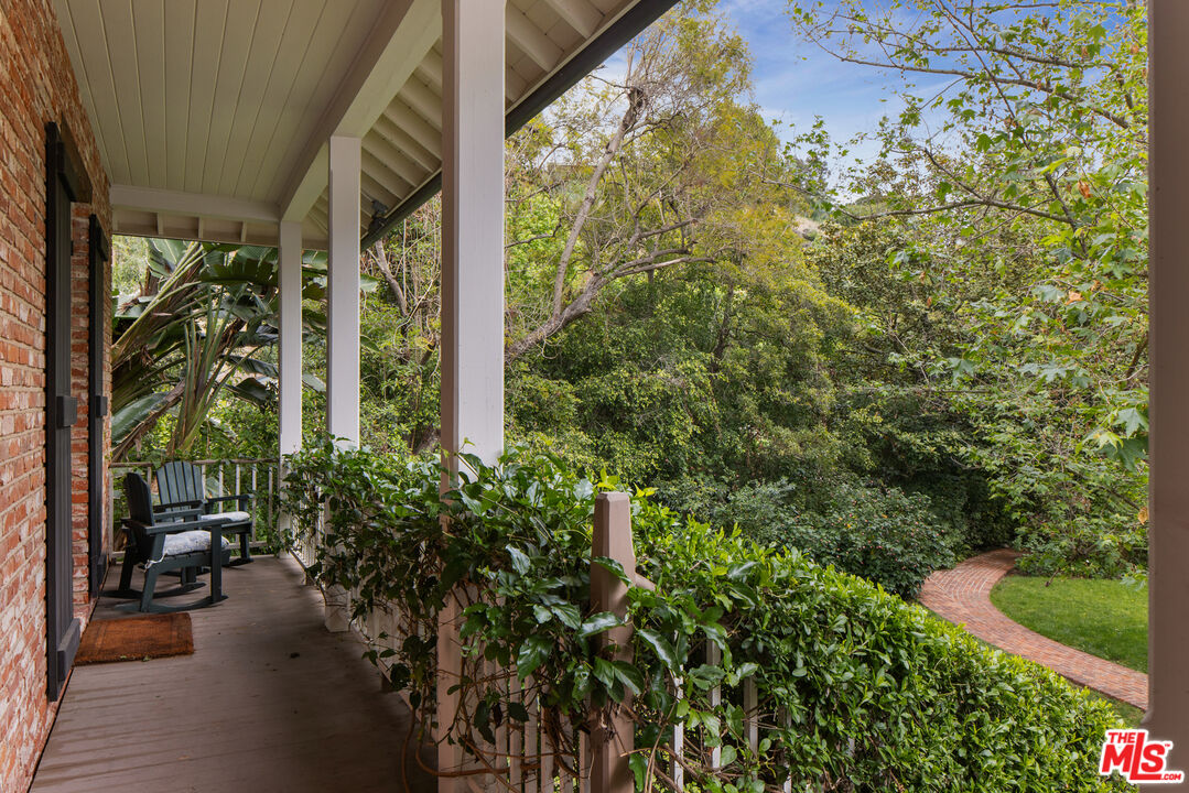 1001 Rivas Canyon Rd