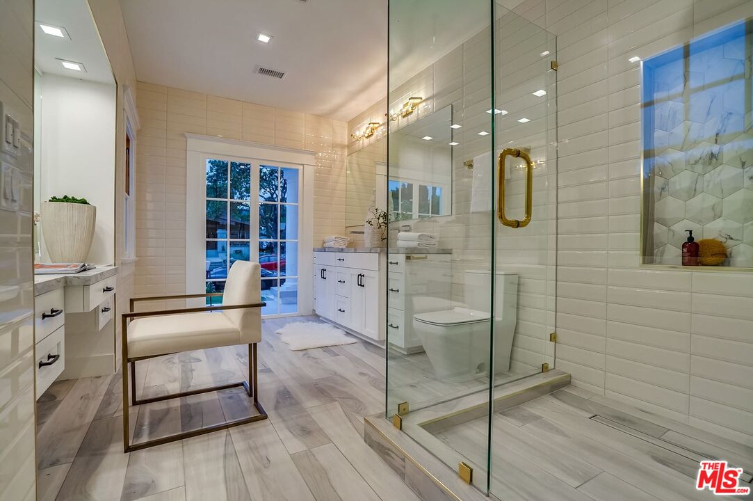 1524 N Sierra Bonita Ave