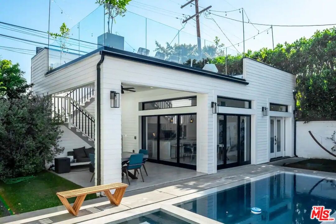 1524 N Sierra Bonita Ave