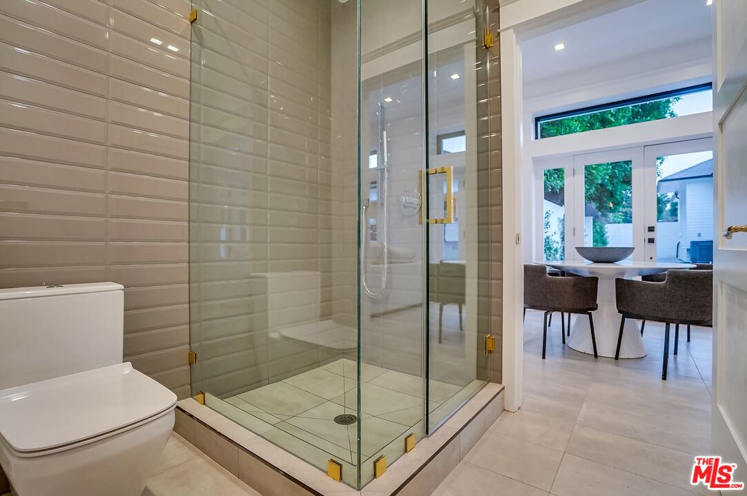 1524 N Sierra Bonita Ave