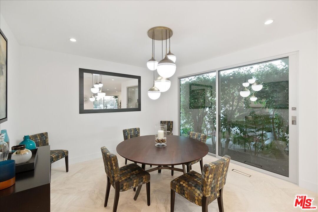 3065 Dona Susana Dr