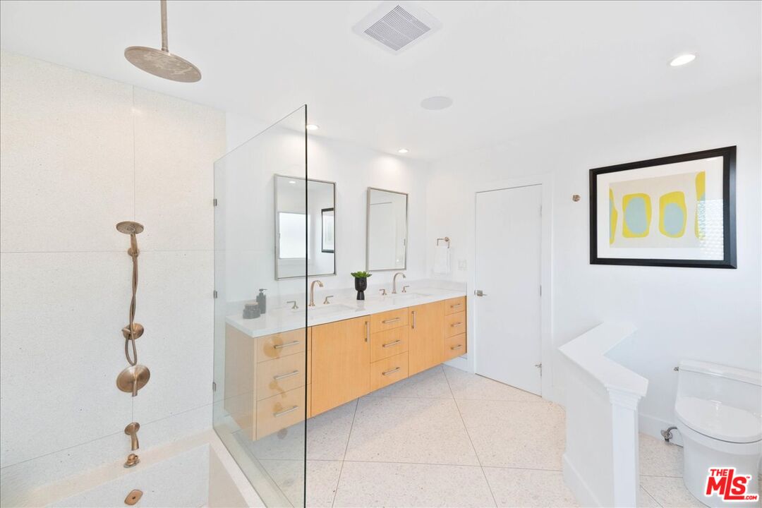 3065 Dona Susana Dr