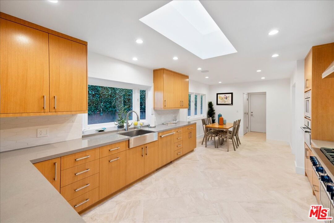 3065 Dona Susana Dr
