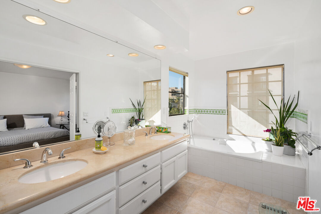 432 S Hamel Rd Unit: 303