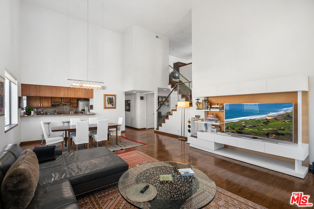 432 S Hamel Rd Unit: 303