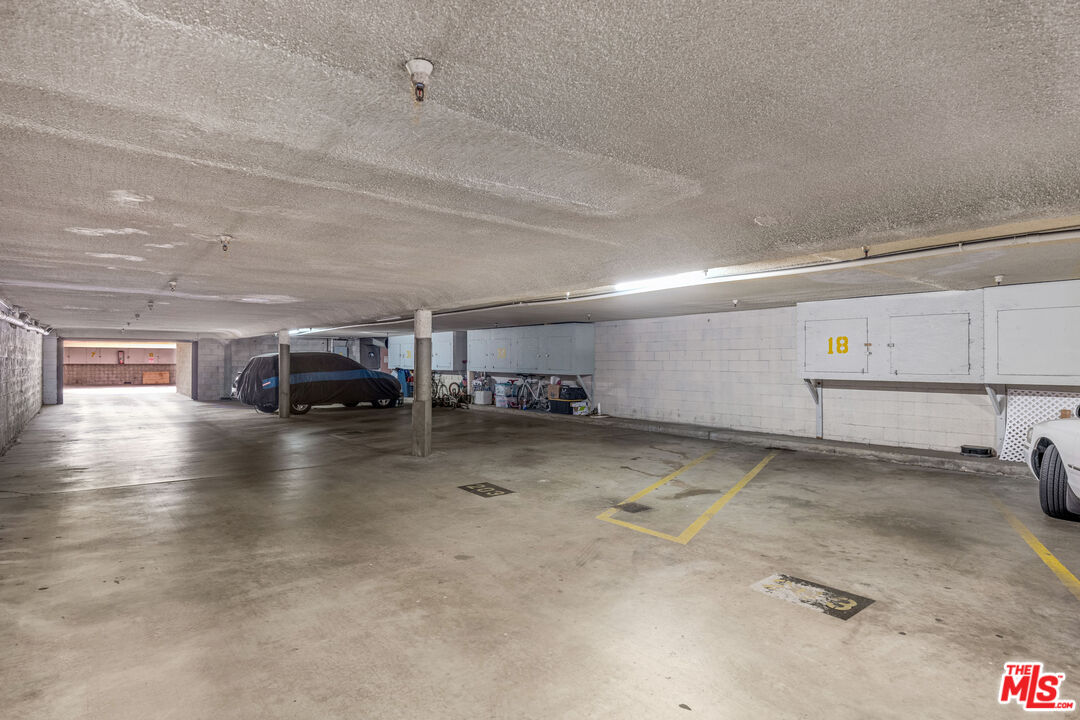 1146 E Lexington Dr Unit: 203