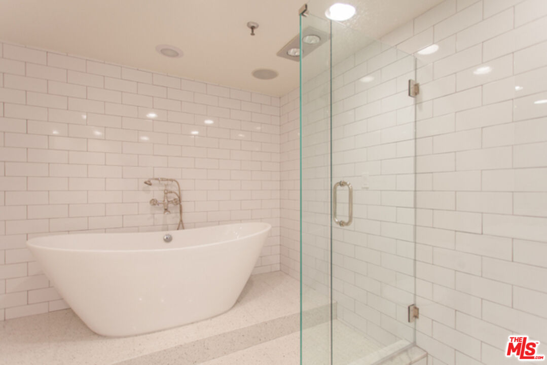 10445 Wilshire Blvd Unit: 1402