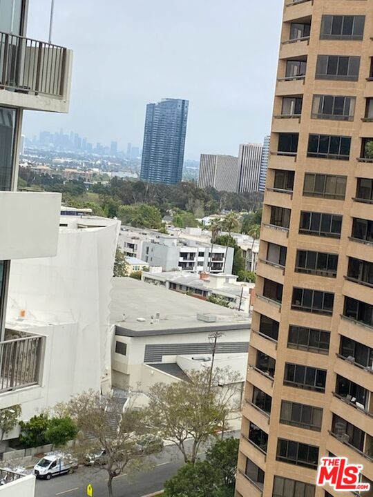 10445 Wilshire Blvd Unit: 1402