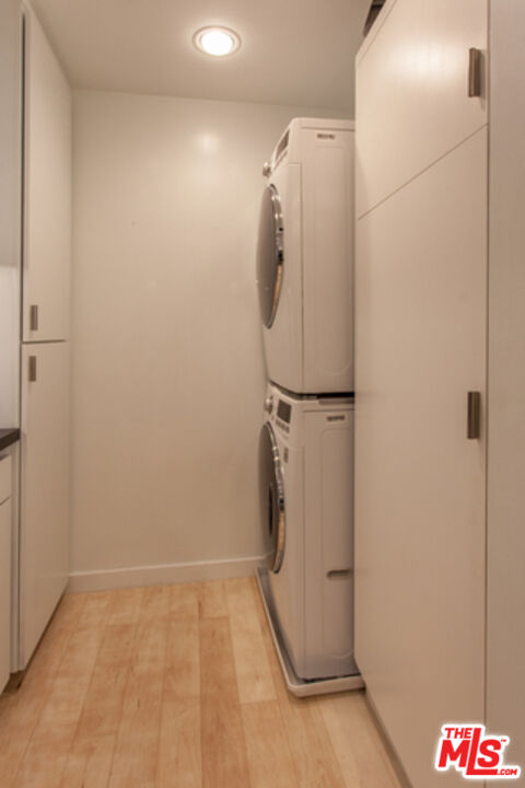 10445 Wilshire Blvd Unit: 1402