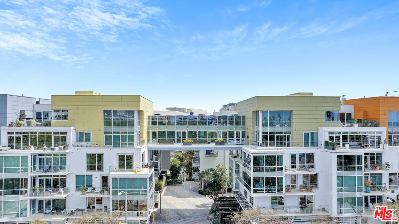 1705 Ocean Unit: 414