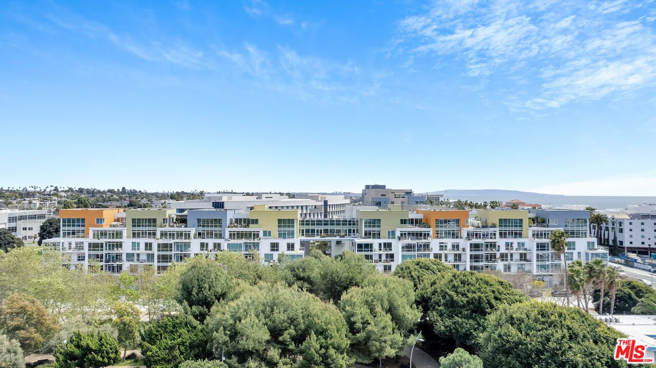 1705 Ocean Unit: 414