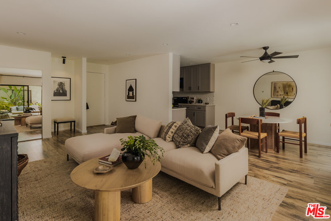 1735 N Fuller Ave Unit: 227