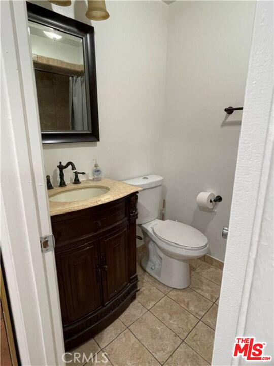 11574 Ohio Ave Unit: 102