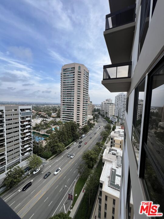 10445 Wilshire Blvd Unit: 1406