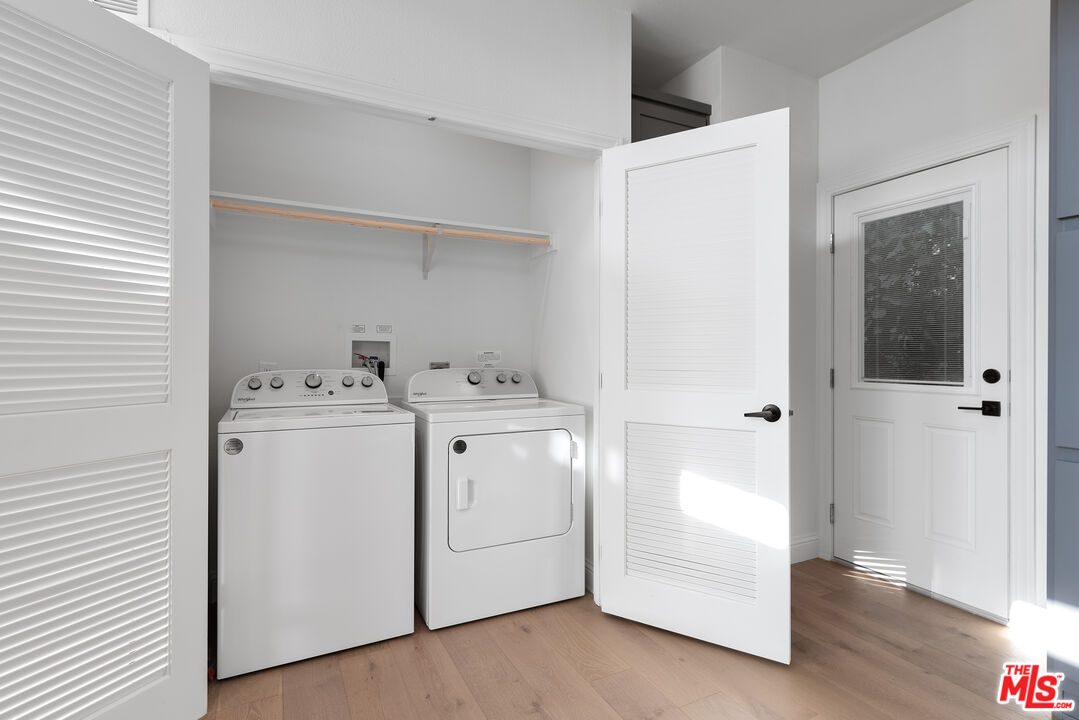 3023 Prospect Ave Unit: B