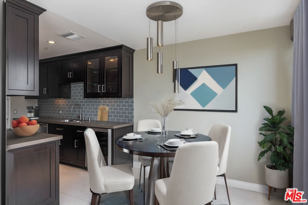 10747 Wilshire Blvd Unit: PH8