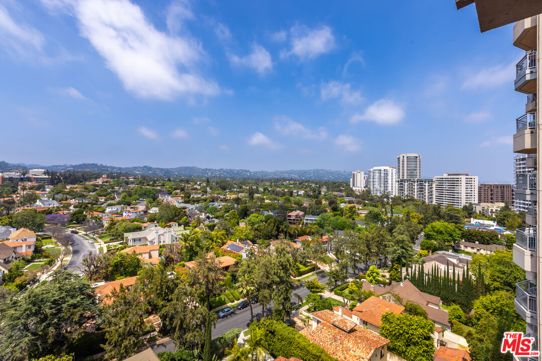 10747 Wilshire Blvd Unit: PH8