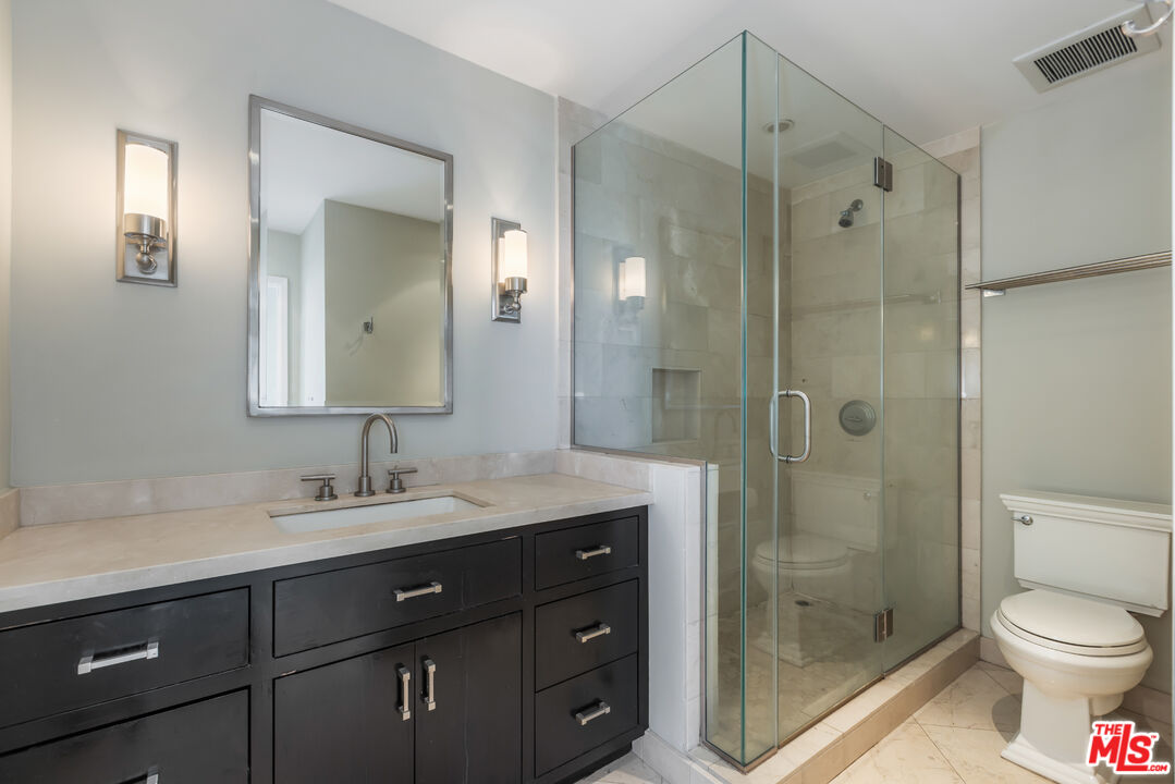 10747 Wilshire Blvd Unit: PH8