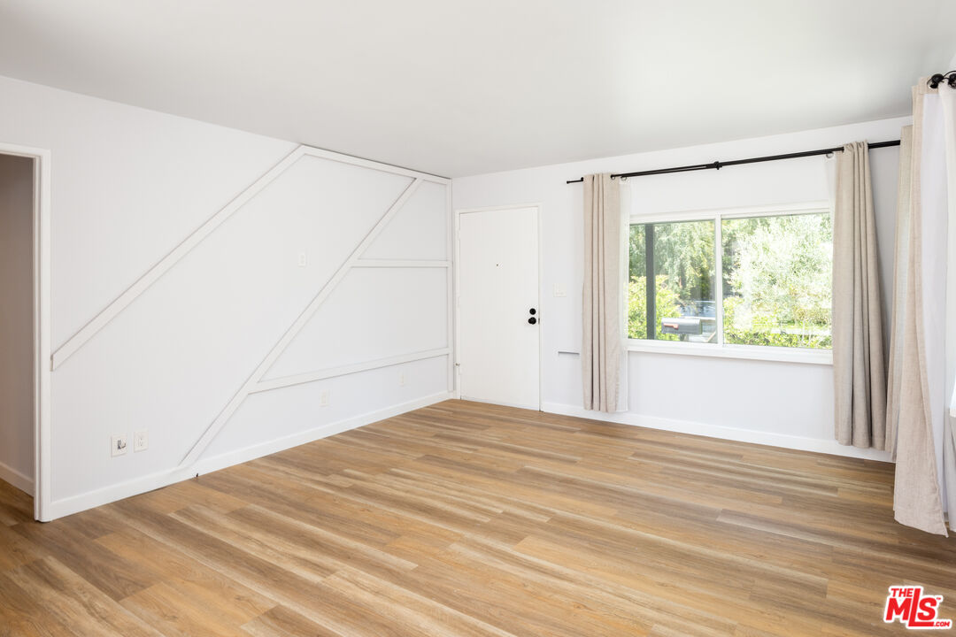 6514 Coldwater Canyon Ave