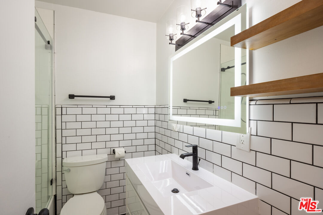 6514 Coldwater Canyon Ave