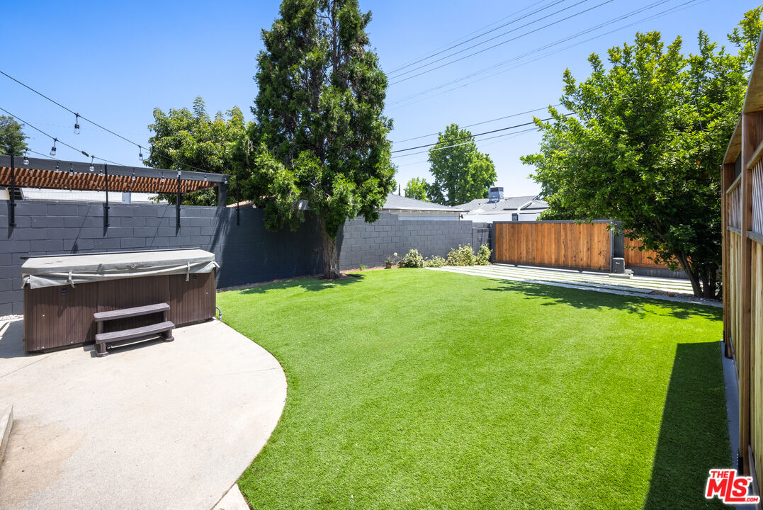 6514 Coldwater Canyon Ave