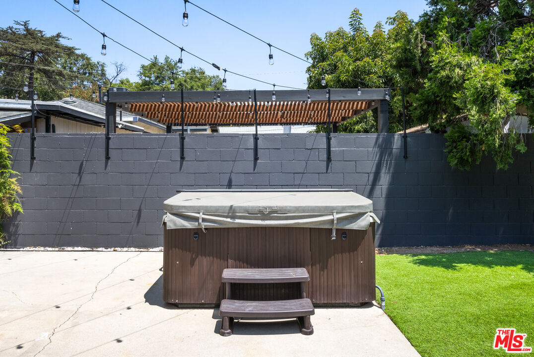 6514 Coldwater Canyon Ave