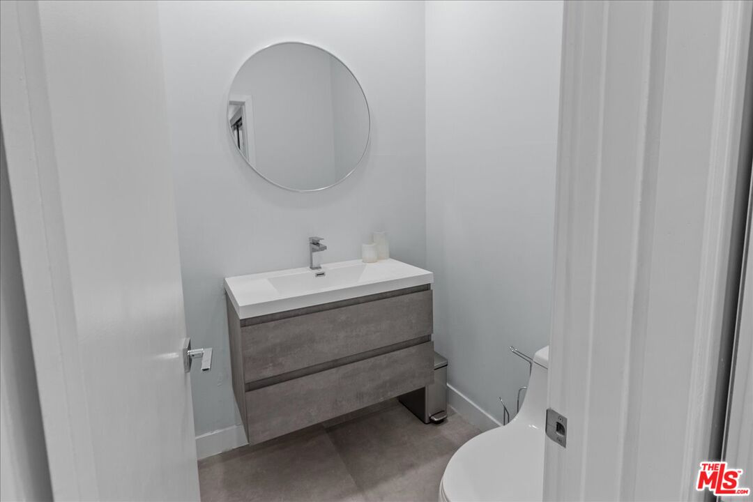 1944 Glendon Ave Unit: 109