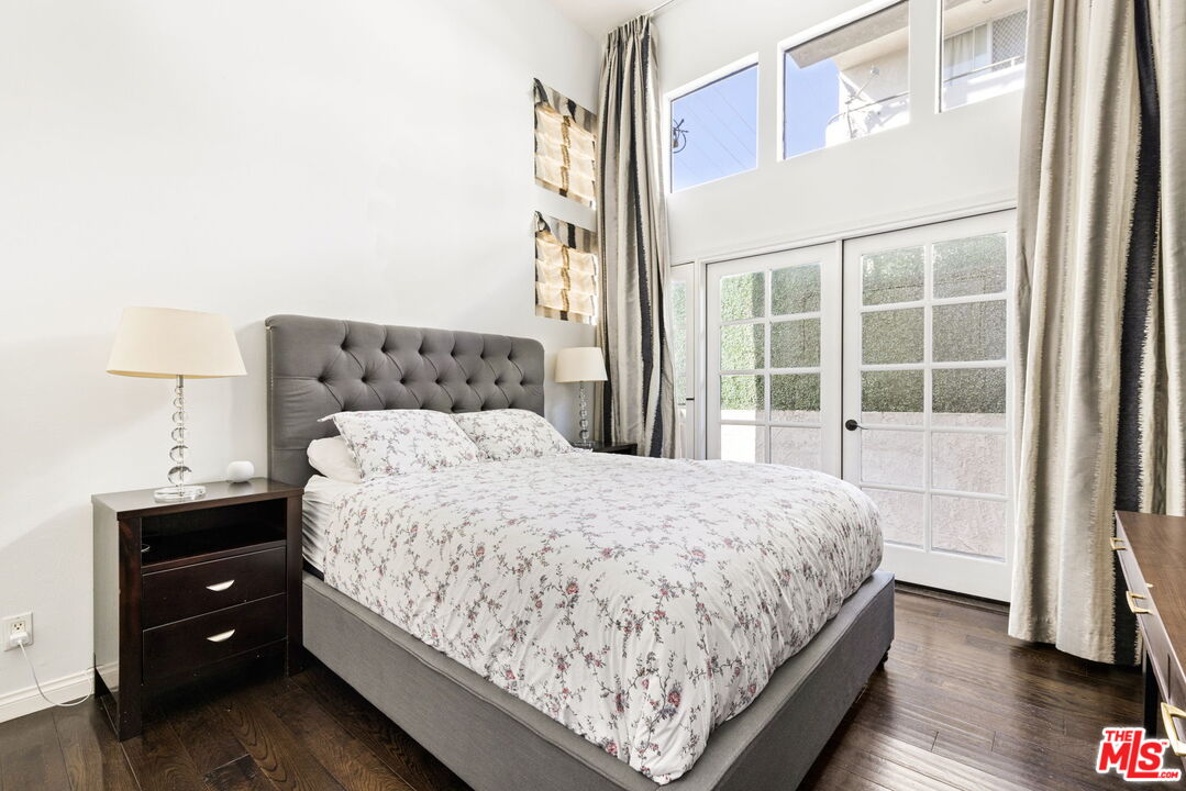 1814 Thayer Ave Unit: 4