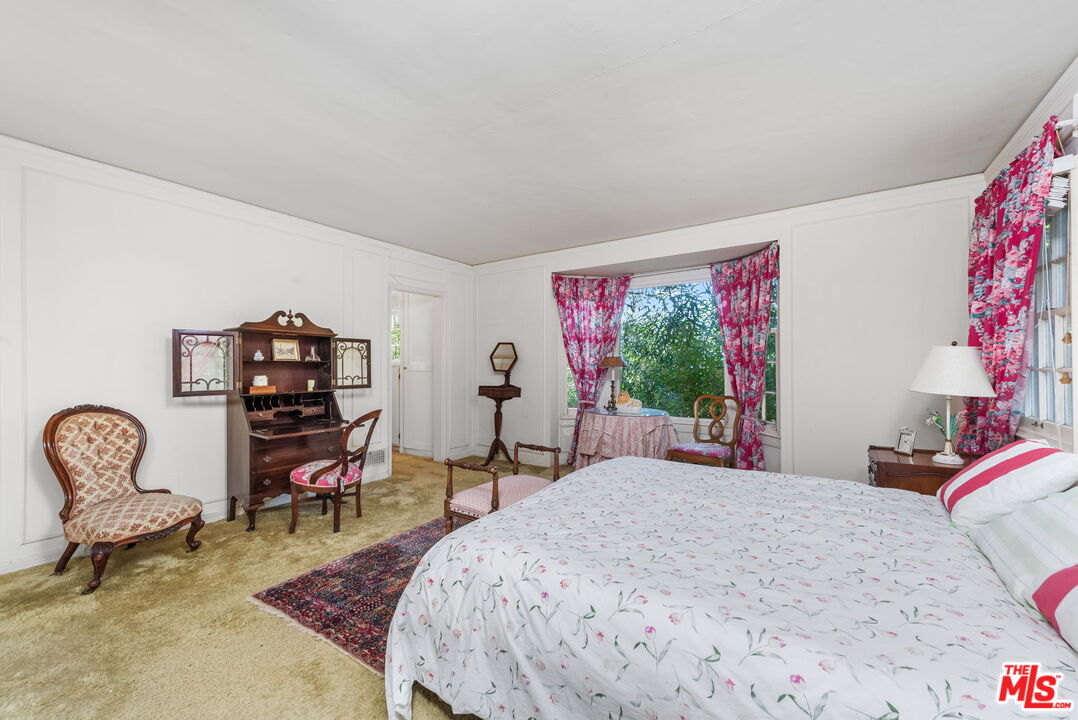 1101 Casiano Rd