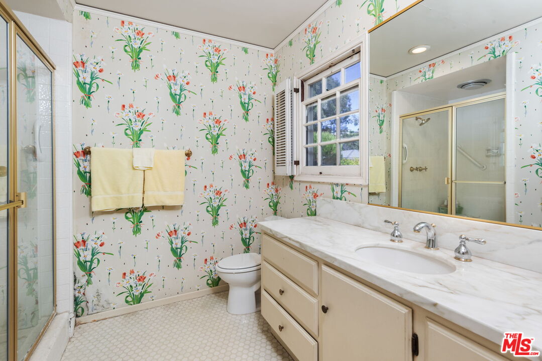 1101 Casiano Rd