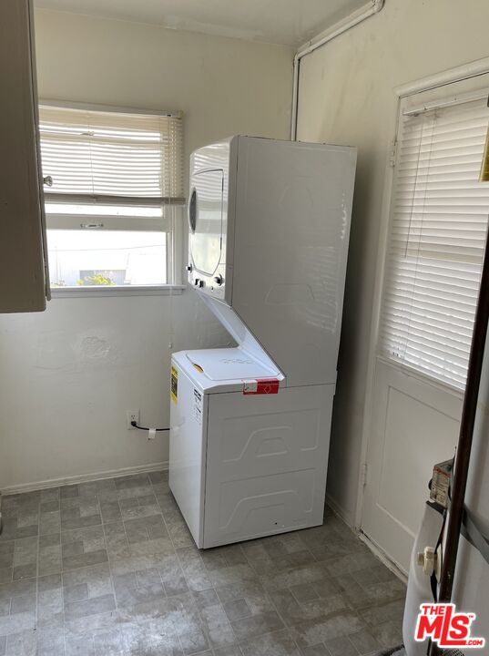 12736 Venice Blvd Unit: 6