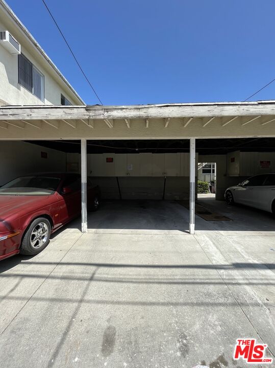 12736 Venice Blvd Unit: 6