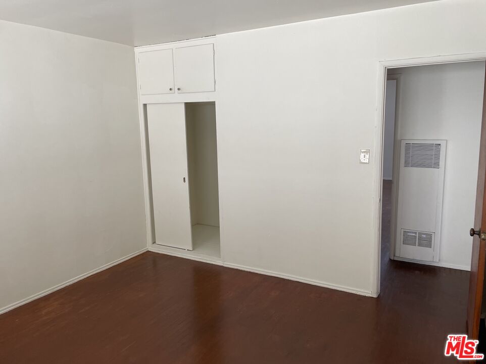 12736 Venice Blvd Unit: 6