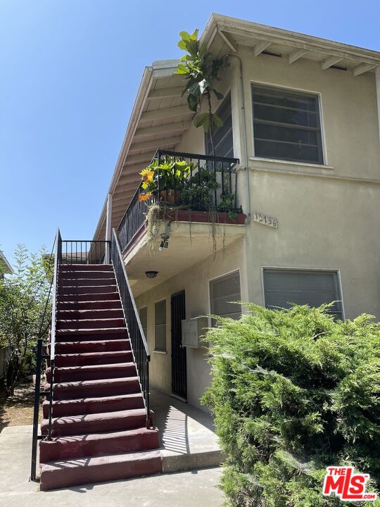 12736 Venice Blvd Unit: 6